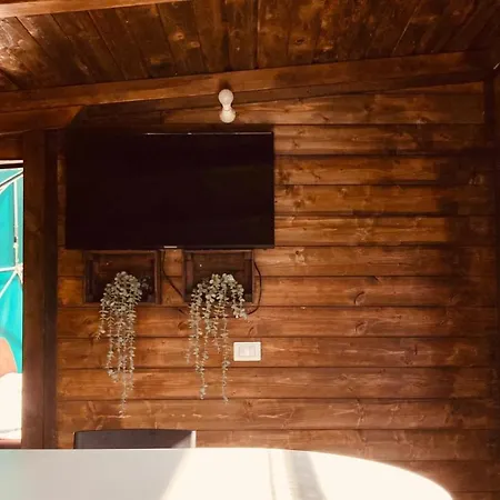 Glamping&beerspa Scialla Sul אוהל מפואר Pignola