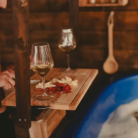 Glamping&beerspa Scialla Sul אוהל מפואר Pignola